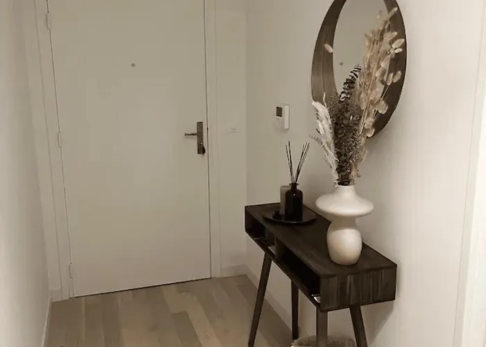 Modern Apartment With Terrace