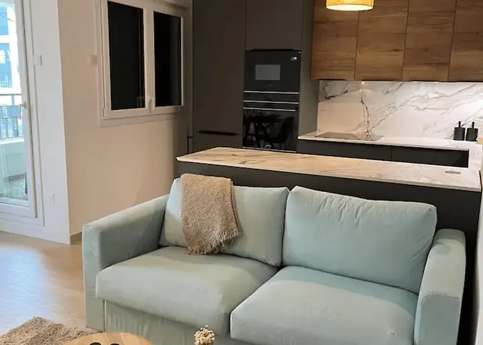 Modern Apartment With Terrace